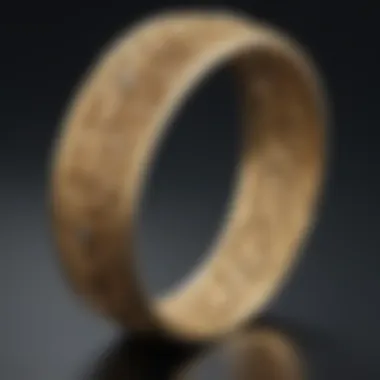 Exquisite gold bracelet with unique pattern